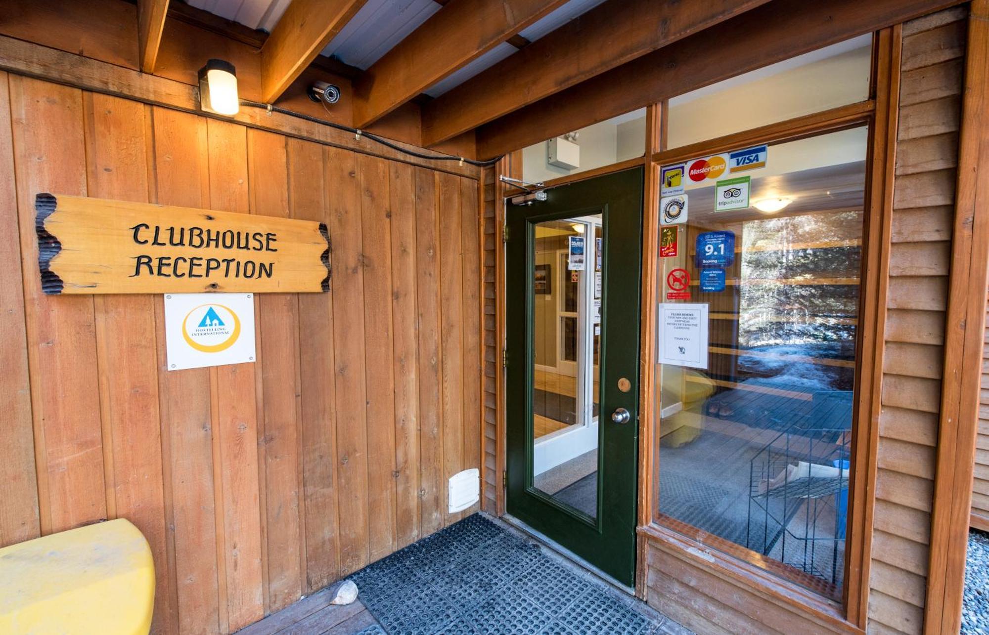 Canmore Alpine Hostel - Alpine Club Of Canada Екстериор снимка