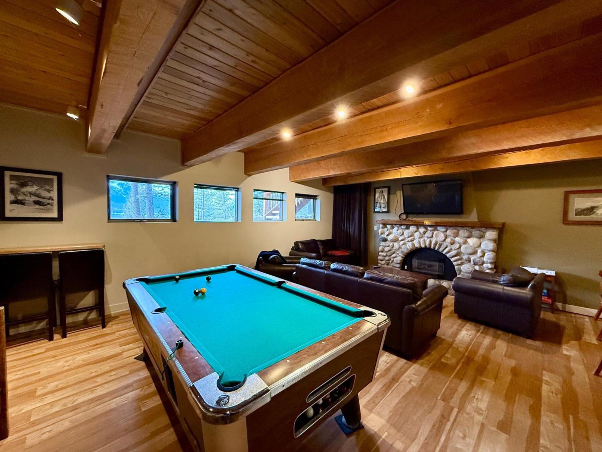 Canmore Alpine Hostel - Alpine Club Of Canada Екстериор снимка